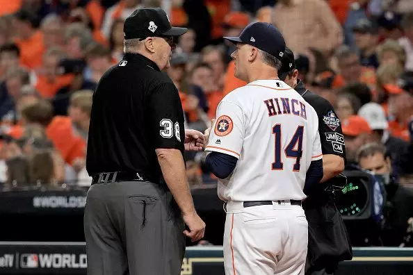 B89E773F 0115 477E B765 EDFF87C6037F