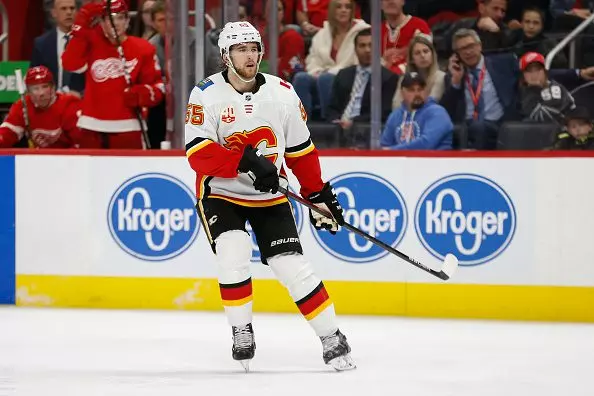 noah hanifin and the boston bruins