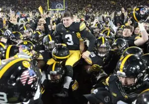 Home 11 Iowa Hawkeyes