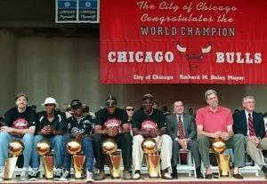 Home 12 Greatest NBA Teams Of All Time