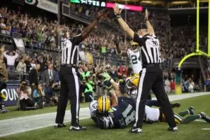 Home 7 Controversial Moments in NFL History