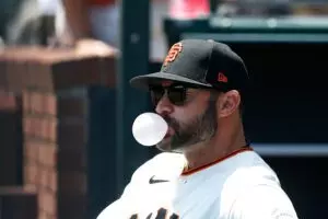 Home 4 Giants Roster