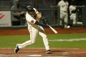 Home 10 Giants Catcher