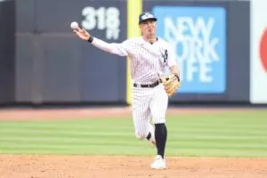 Home 10 Athletic shortstops