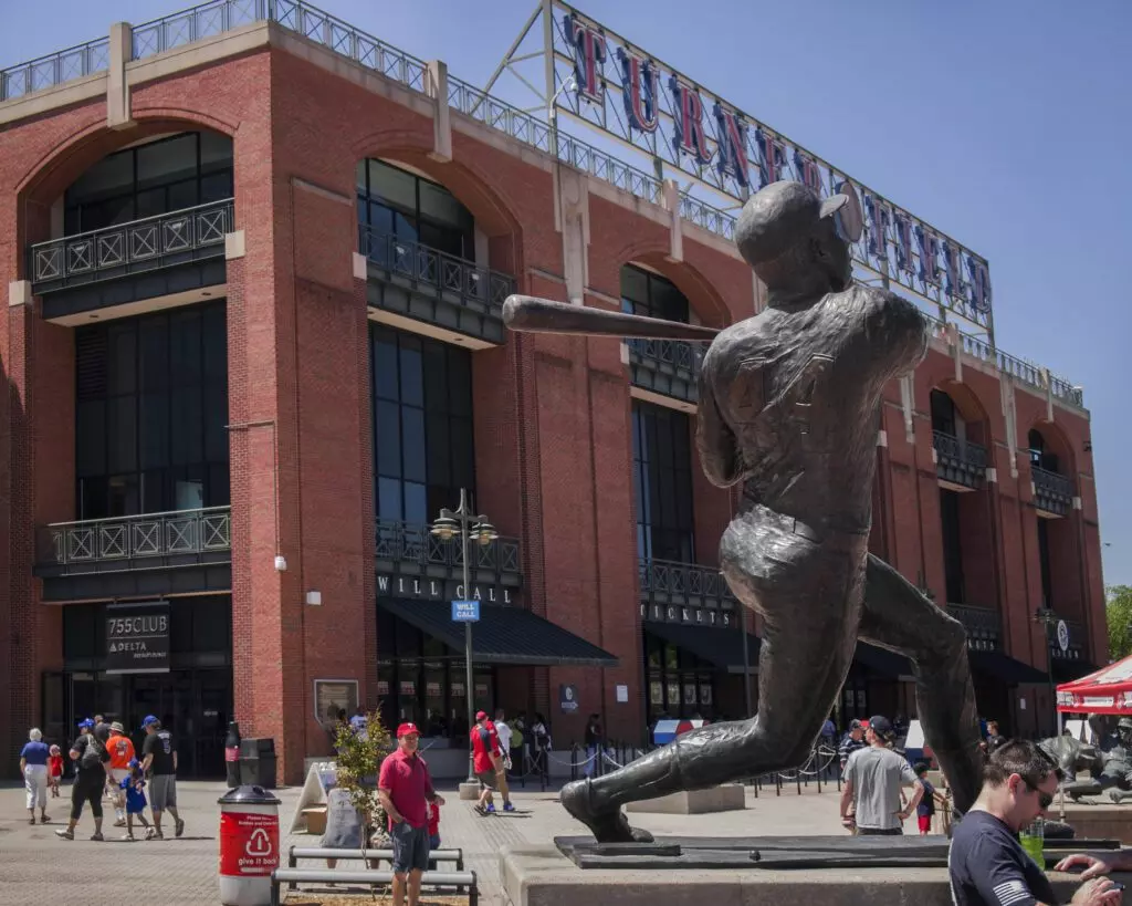 26043395063 1df11a06ad k