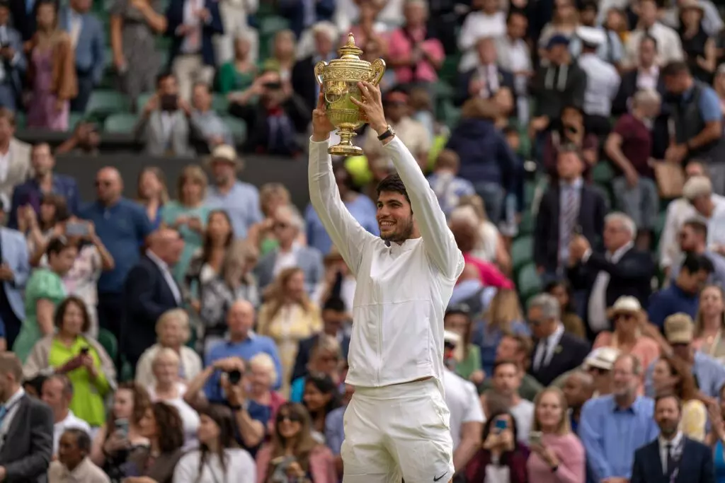 Alcaraz Beats Djokovic