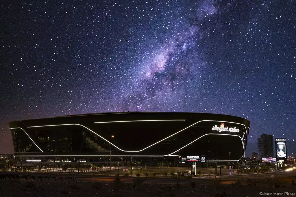 50571075411 1b93f7162c b