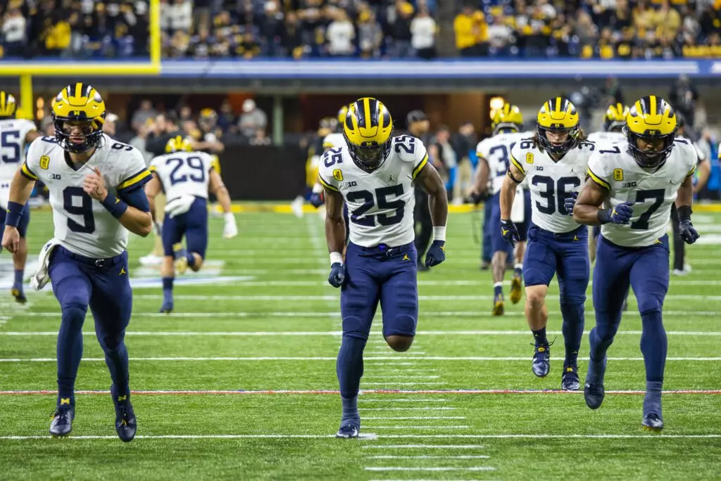 51729627300 7e25343216 k