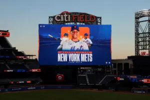 Home 14 Mets