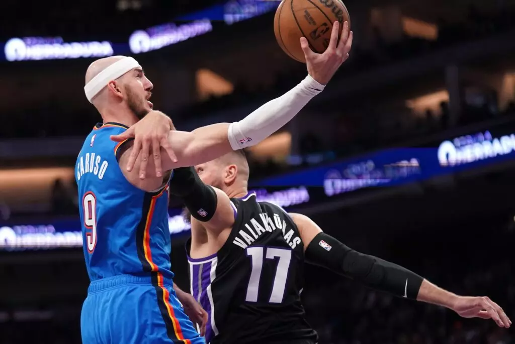 Alex Caruso, Thunder Guard