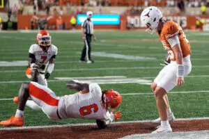 Arch Manning under fire