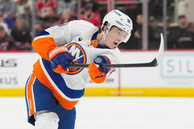Home 6 Islanders rookie