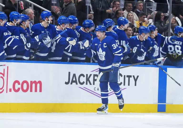 Home 13 slumping Leafs Auston Matthews