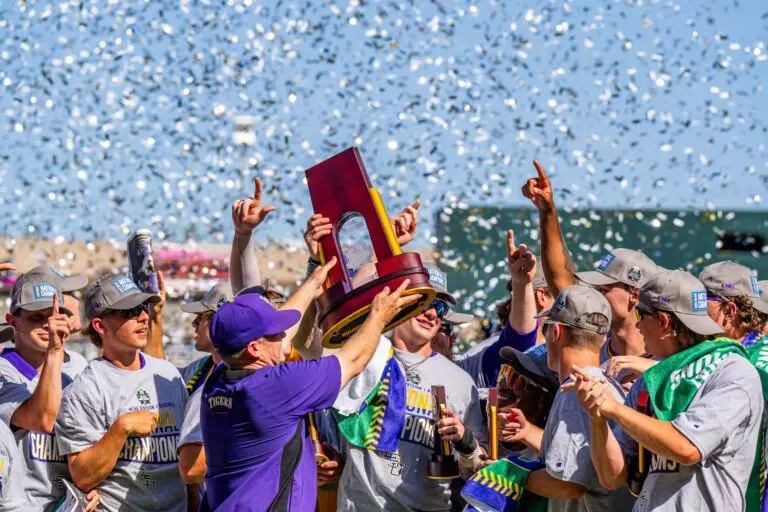 Home 12 college baseball LSU