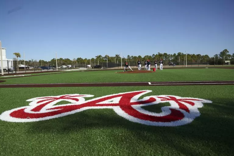 Home 10 Atlanta Braves