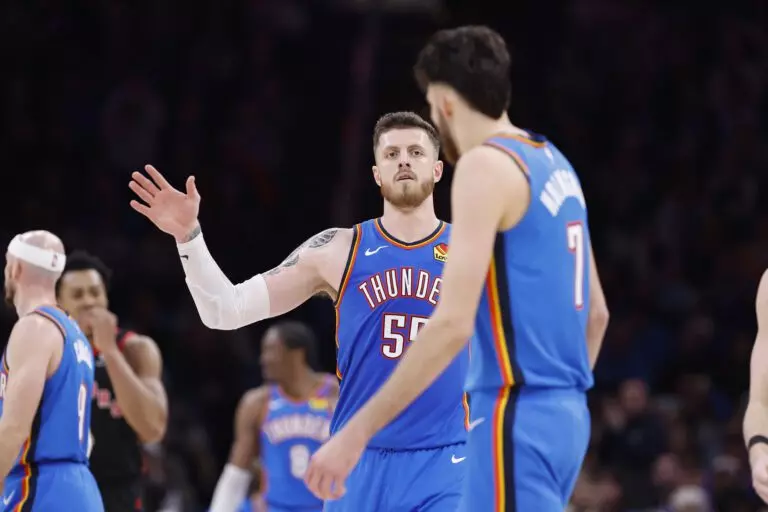 Home 10 Thunder frontcourt