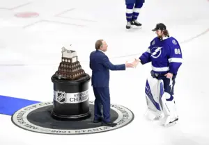 Home 1 Conn Smythe trophy