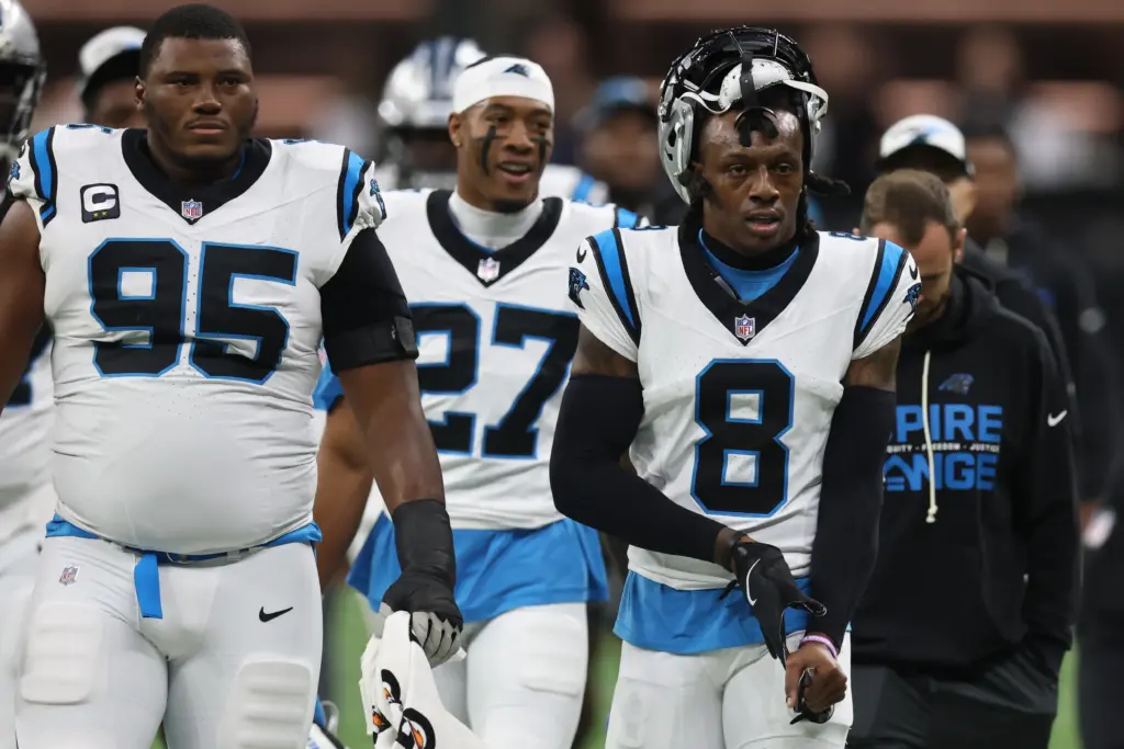 Can the Carolina Panthers Defense Become a Top 10 Unit This Season? 2 Panthers defense