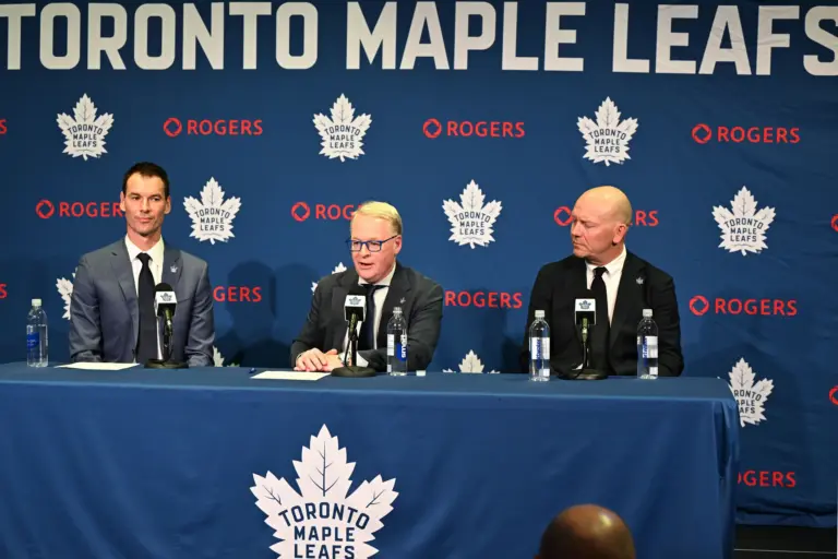 Home 8 Maple Leafs
