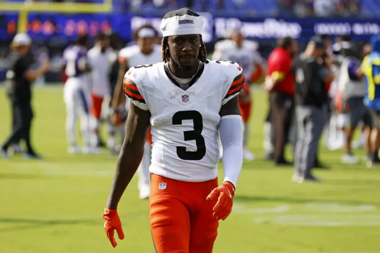 trade Jerry Jeudy