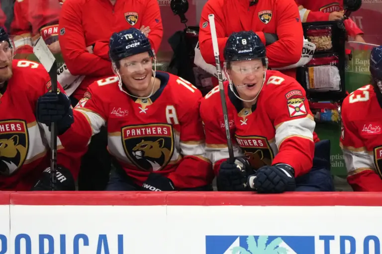 Home 1 Thachuk brothers on the bench among Panthers' storylines