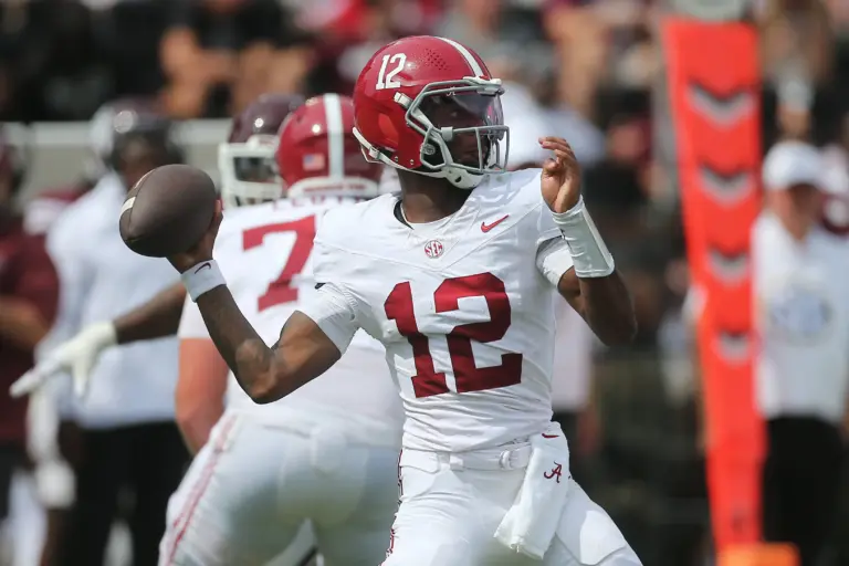 Home 1 Keelon Russell passes against the Mississippi State Bulldogs during the second half. As Russell continues to improve, he will certainly be one of the top Alabama players to watch for the remainder of the season.