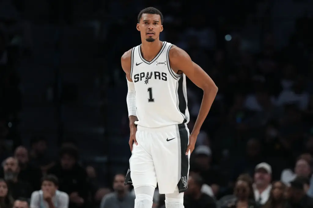 2026 10 09T023739Z 1307552937 MT1USATODAY30033956 RTRMADP 3 NBA PRESEASON ATLANTA HAWKS AT SAN ANTONIO SPURS