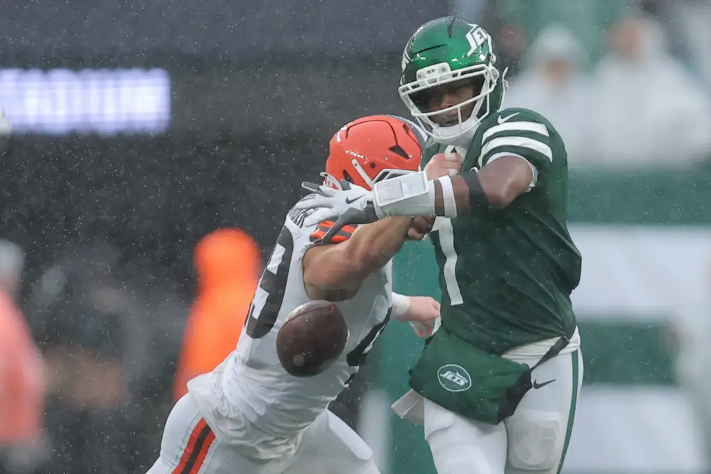 2026 10 11T233024Z 1320441068 MT1USATODAY30061452 RTRMADP 3 NFL CLEVELAND BROWNS AT NEW YORK JETS
