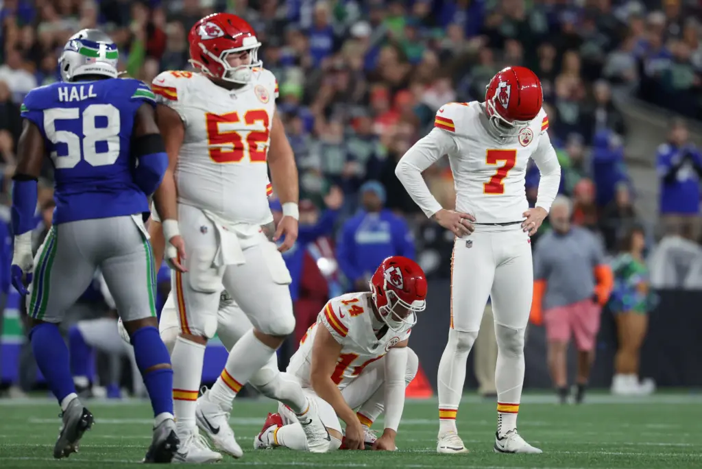 Harrison Butker reacts to miss kick against Seattle