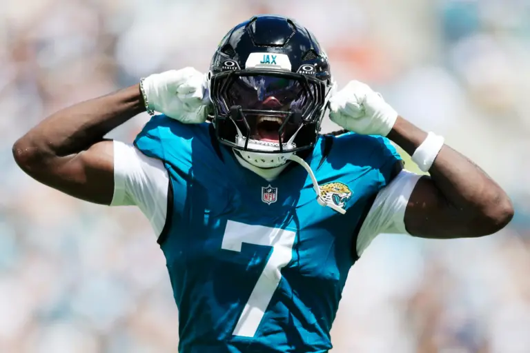Should Brian Thomas Jr. be one of the Falcons top trade deadline targets?